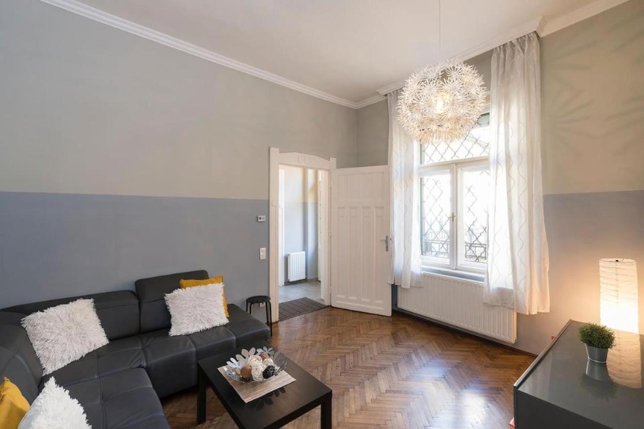 Vaci Street Apartments بودابست المظهر الخارجي الصورة